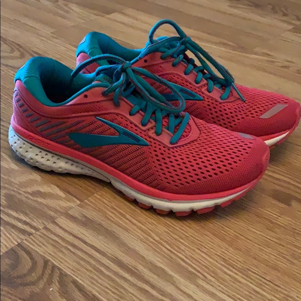 Brooks Ghost 12, size 7, regular width